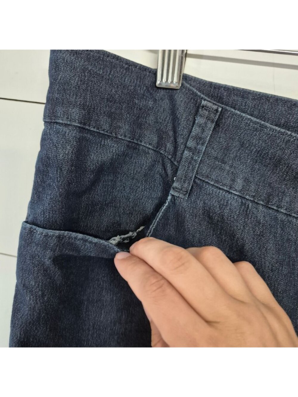 Lee Relaxed Fit Women's Dark Wash Denim Pants Size 16 Long - Picture 5 of 9